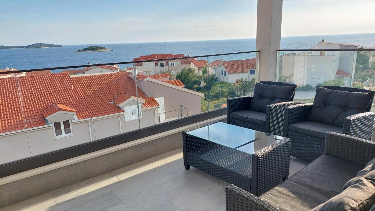 Penthouse Dream Look Apartment Рогозница Екстериор снимка